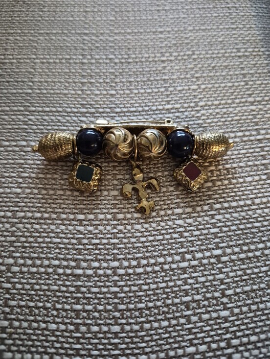 Jewelry - Gold-Tone Fleur-de-Lis Vintage Style Bar Brooch with Black Beads